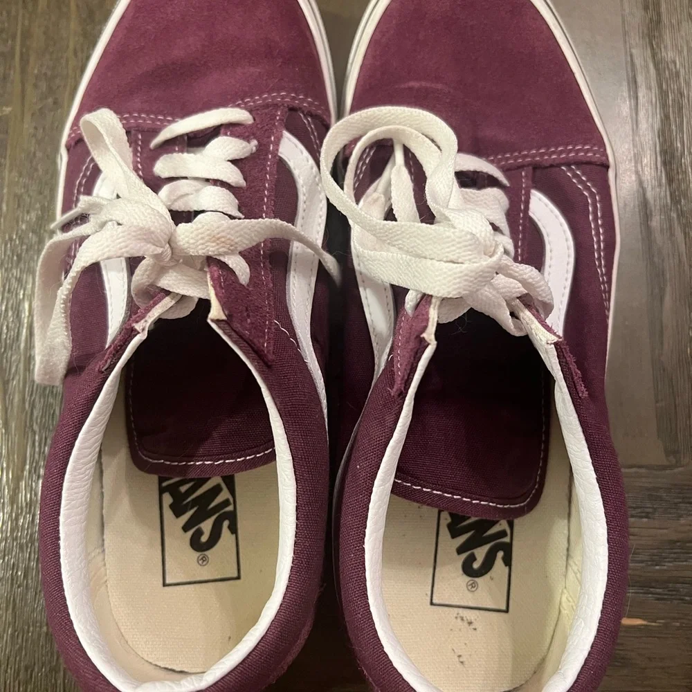 Vans Old Skool Shoes - Picture 5 of 7